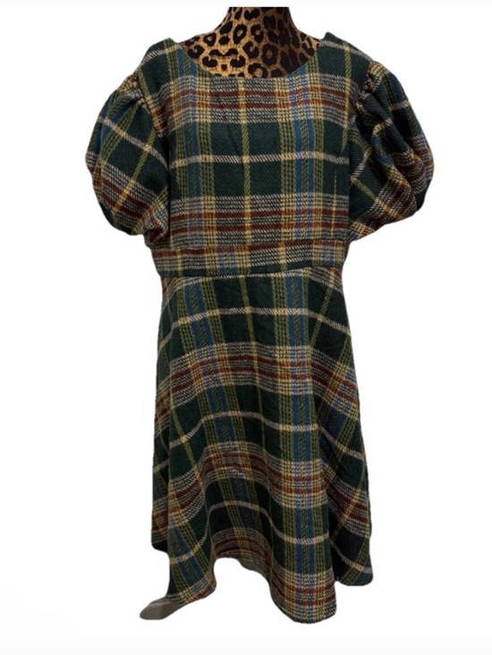 Ivy City Co Dresses & Skirts - Ivy City Dress Sz 2X Green Plaid Holly Flare